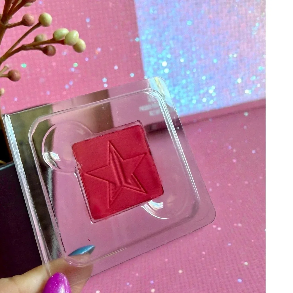 Jeffree Star Cosmetics - 